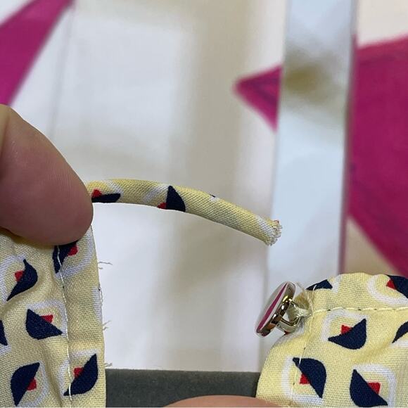 NWT, Meri Skye, Sleeveless Blouse with Straps to tie at waist. Size 1XL. - Picture 3 of 7